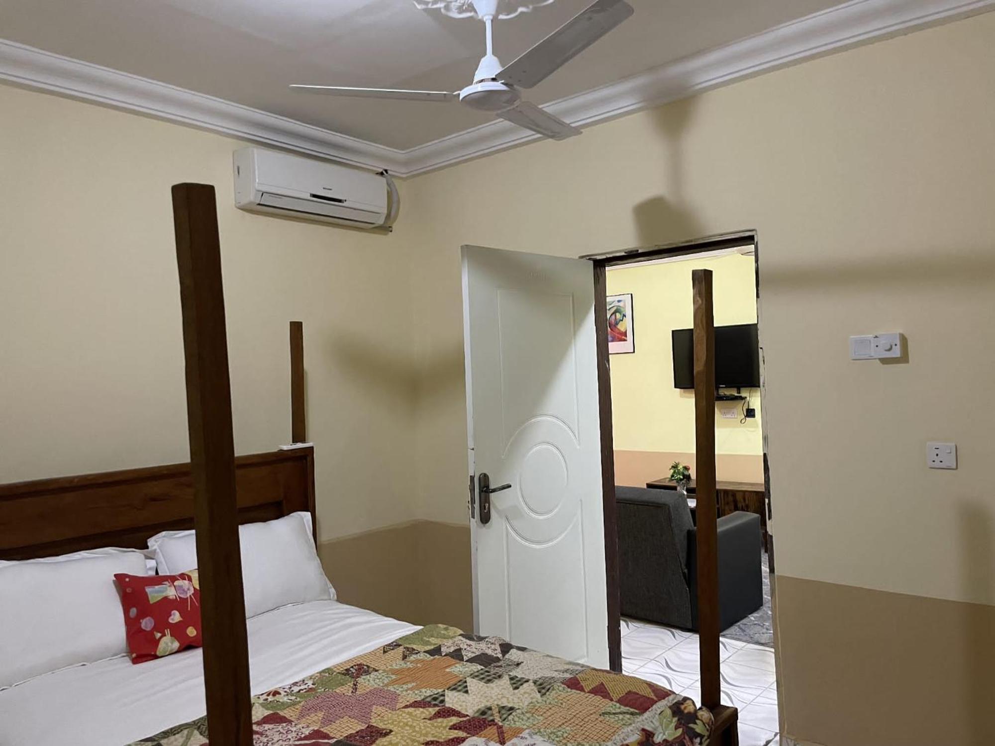 Faith And Grace Guest House Lamin Екстер'єр фото