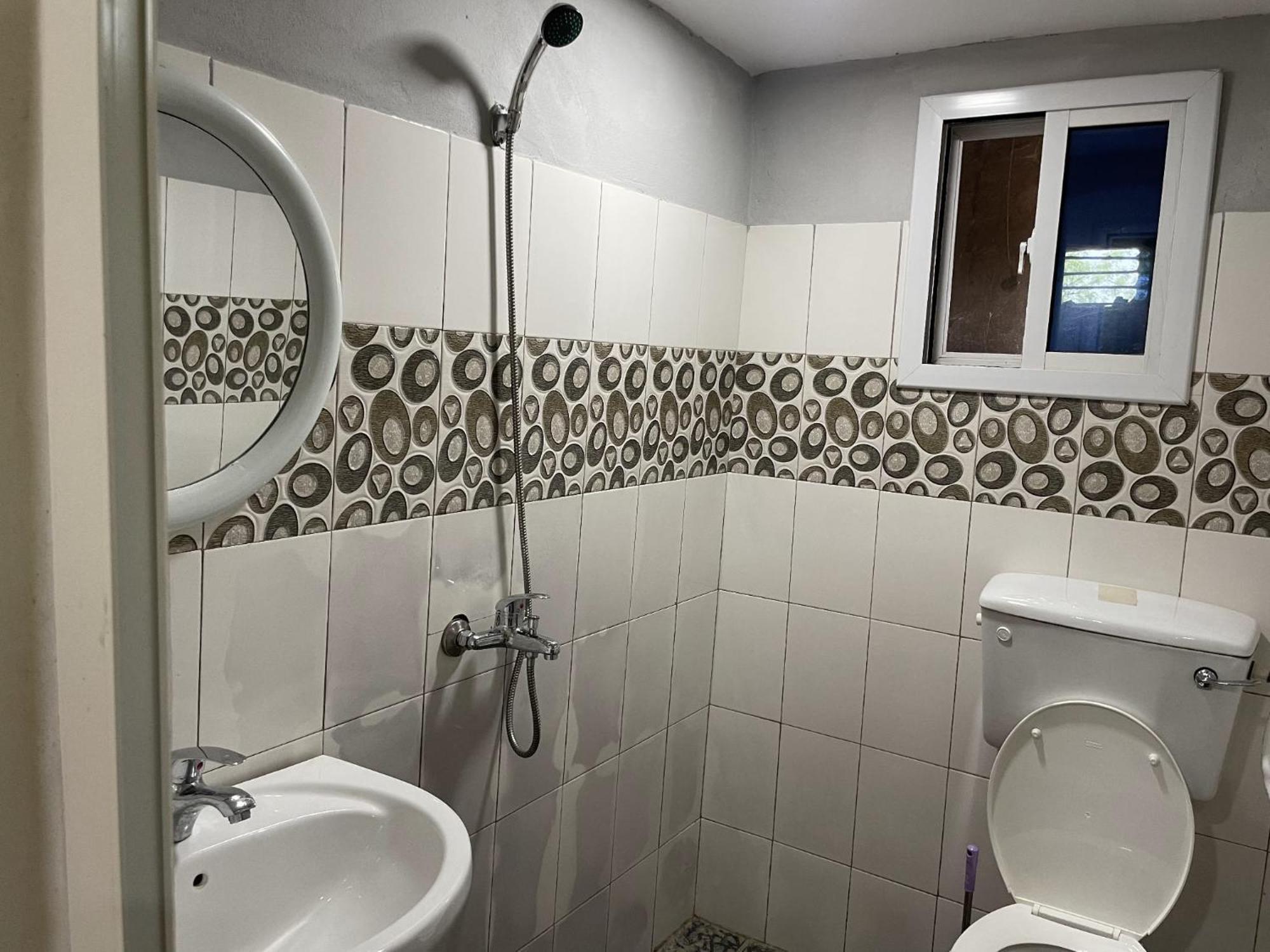 Faith And Grace Guest House Lamin Екстер'єр фото