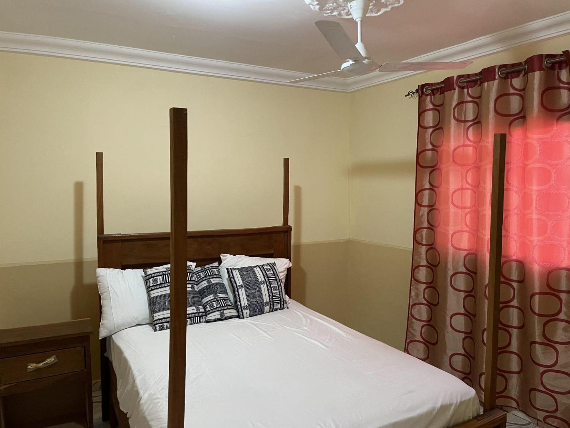 Faith And Grace Guest House Lamin Екстер'єр фото